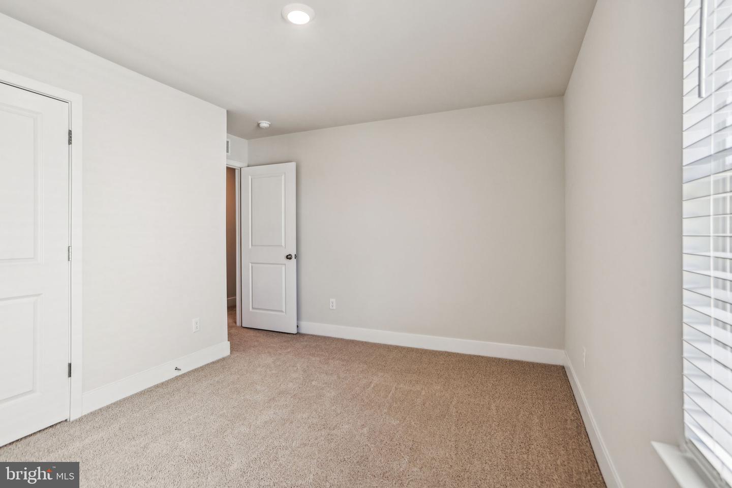 123 WAPPINGER TER, WINCHESTER, Virginia 22602, 6 Bedrooms Bedrooms, ,4 BathroomsBathrooms,Residential,For sale,123 WAPPINGER TER,VAFV2039382 MLS # VAFV2039382