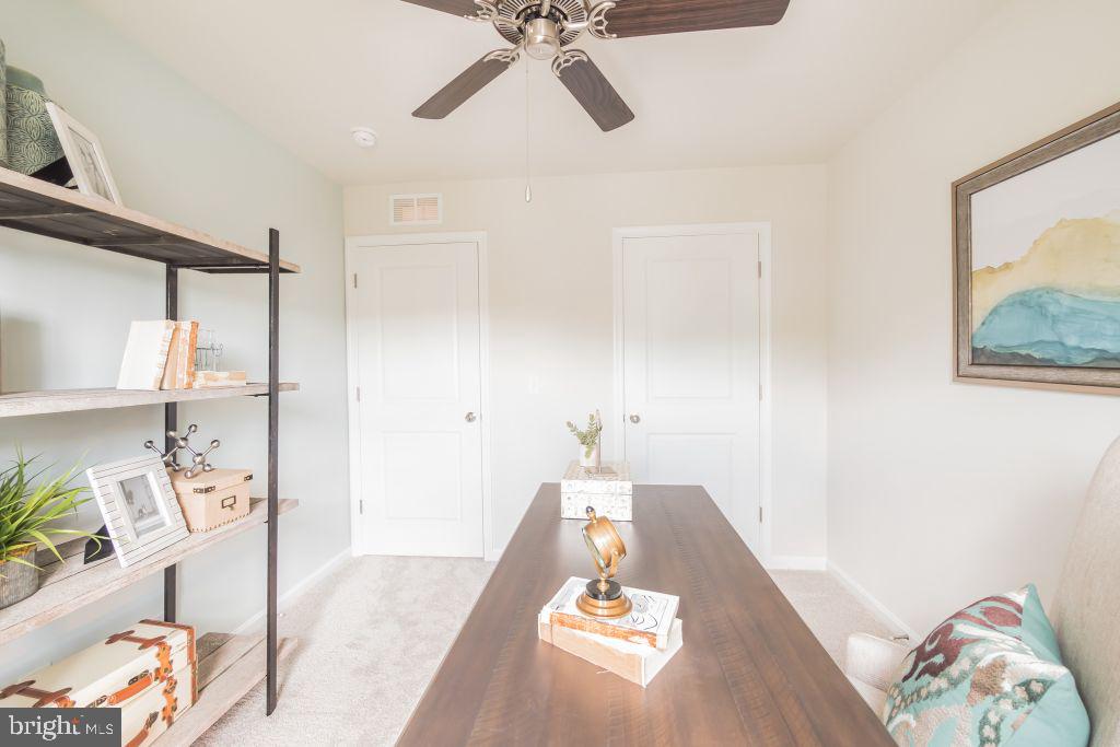 105 SEMINOLE DR, WINCHESTER, Virginia 22602, 4 Bedrooms Bedrooms, ,3 BathroomsBathrooms,Residential,For sale,105 SEMINOLE DR,VAFV2039384 MLS # VAFV2039384