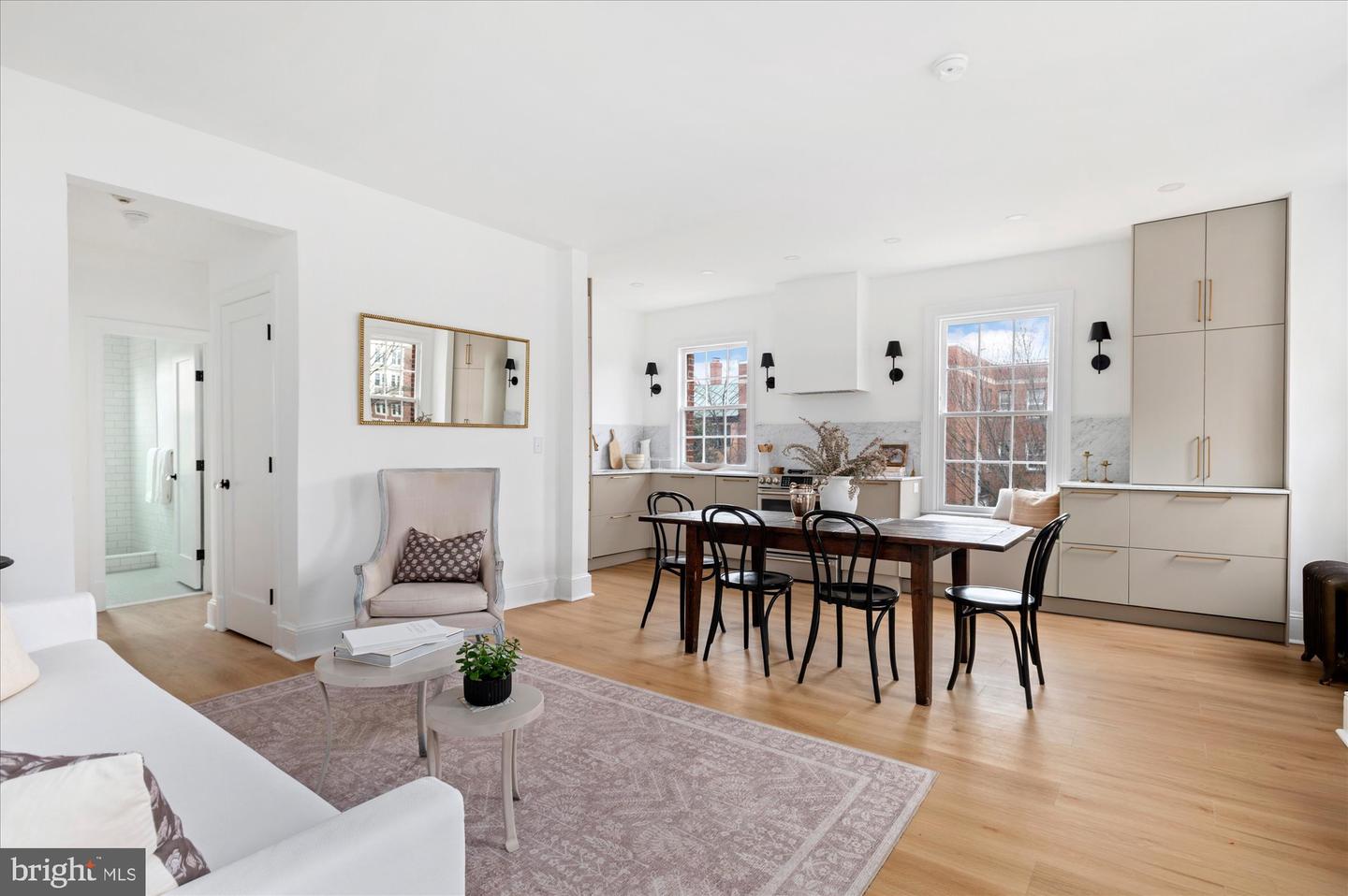 2527 Q ST NW #202, WASHINGTON, District Of Columbia 20007, 2 Bedrooms Bedrooms, ,1 BathroomBathrooms,Residential,For sale,2527 Q ST NW #202,DCDC2244442 MLS # DCDC2244442
