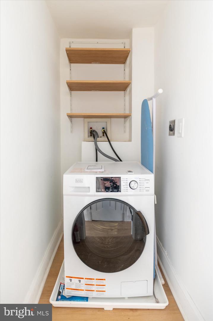 2527 Q ST NW #202, WASHINGTON, District Of Columbia 20007, 2 Bedrooms Bedrooms, ,1 BathroomBathrooms,Residential,For sale,2527 Q ST NW #202,DCDC2244442 MLS # DCDC2244442