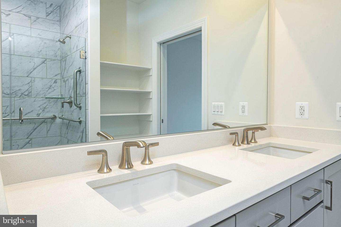 23642 WINTERDAY DR, ASHBURN, Virginia 20148, 3 Bedrooms Bedrooms, ,3 BathroomsBathrooms,Residential,For sale,23642 WINTERDAY DR,VALO2115180 MLS # VALO2115180