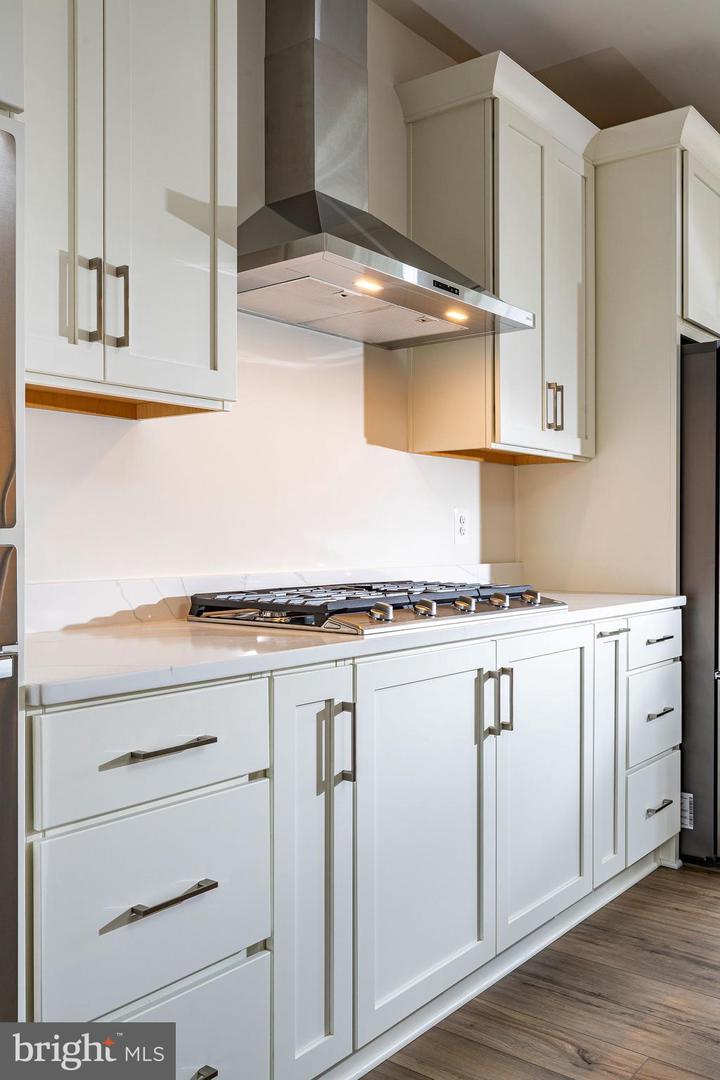 23642 WINTERDAY DR, ASHBURN, Virginia 20148, 3 Bedrooms Bedrooms, ,3 BathroomsBathrooms,Residential,For sale,23642 WINTERDAY DR,VALO2115180 MLS # VALO2115180