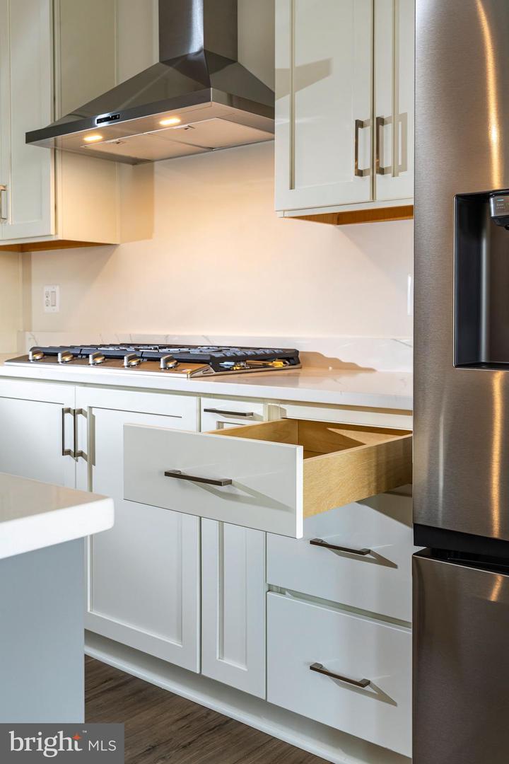 23642 WINTERDAY DR, ASHBURN, Virginia 20148, 3 Bedrooms Bedrooms, ,3 BathroomsBathrooms,Residential,For sale,23642 WINTERDAY DR,VALO2115180 MLS # VALO2115180