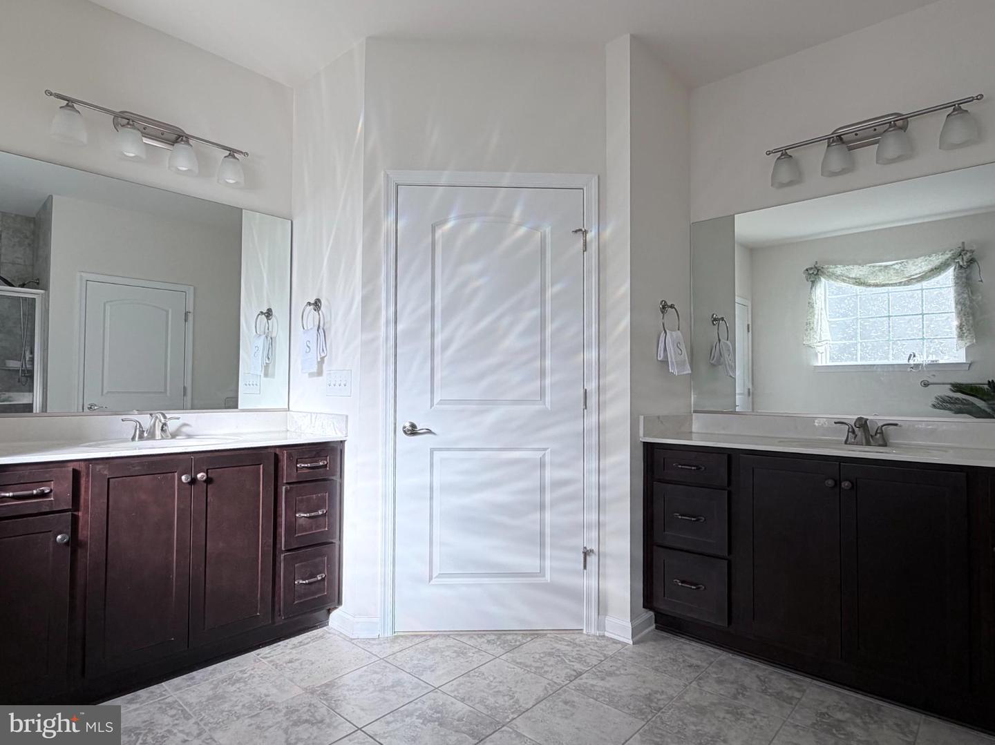 19 CAPRI CT, STAFFORD, Virginia 22554, 4 Bedrooms Bedrooms, 8 Rooms Rooms,3 BathroomsBathrooms,Residential,For sale,19 CAPRI CT,VAST2045758 MLS # VAST2045758