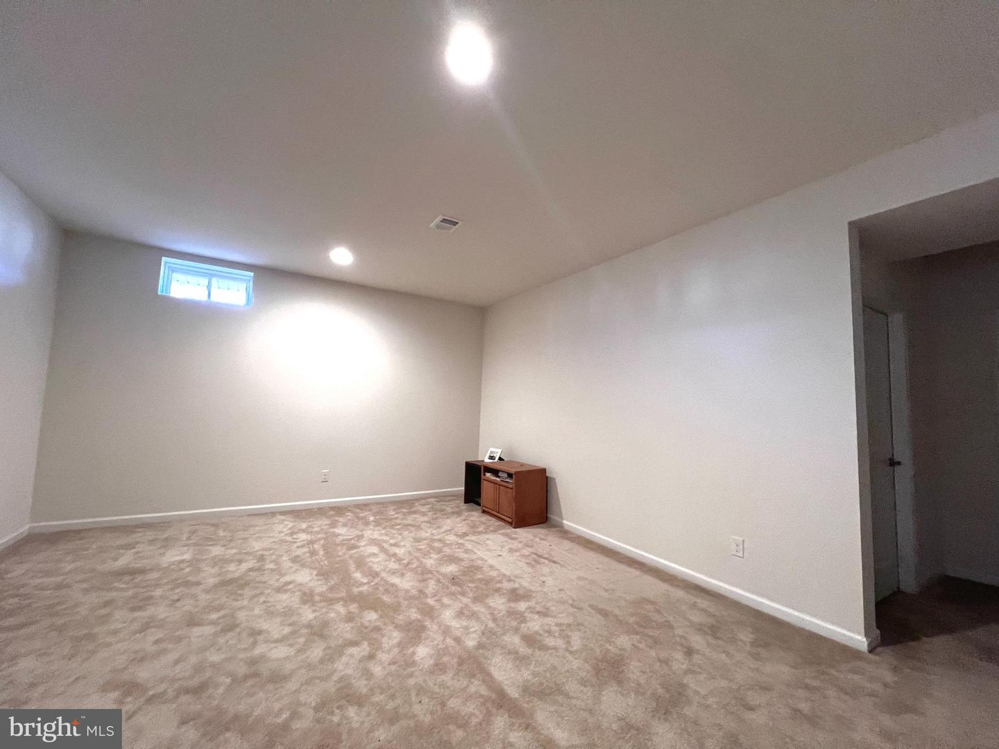 19 CAPRI CT, STAFFORD, Virginia 22554, 4 Bedrooms Bedrooms, 8 Rooms Rooms,3 BathroomsBathrooms,Residential,For sale,19 CAPRI CT,VAST2045758 MLS # VAST2045758