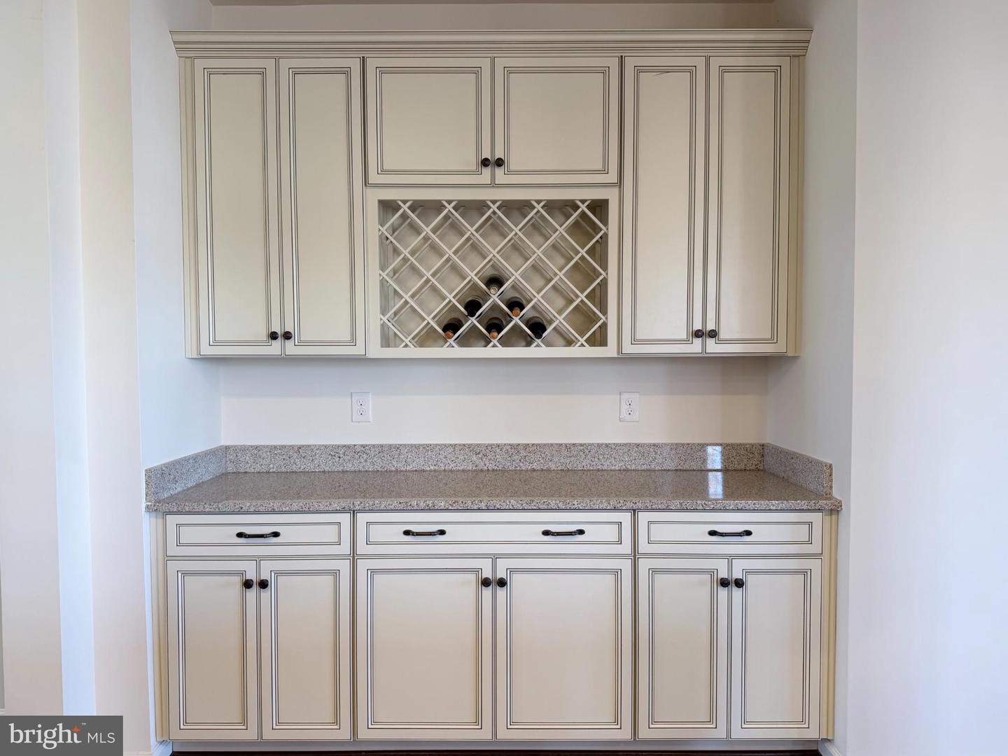 19 CAPRI CT, STAFFORD, Virginia 22554, 4 Bedrooms Bedrooms, 8 Rooms Rooms,3 BathroomsBathrooms,Residential,For sale,19 CAPRI CT,VAST2045758 MLS # VAST2045758