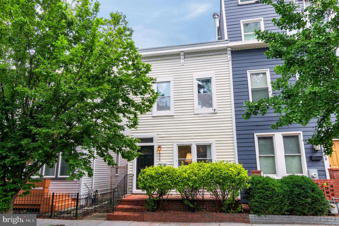 1526 GALES ST NE, WASHINGTON, District Of Columbia 20002, 2 Bedrooms Bedrooms, 4 Rooms Rooms,1 BathroomBathrooms,Residential,For sale,1526 GALES ST NE,DCDC2244444 MLS # DCDC2244444