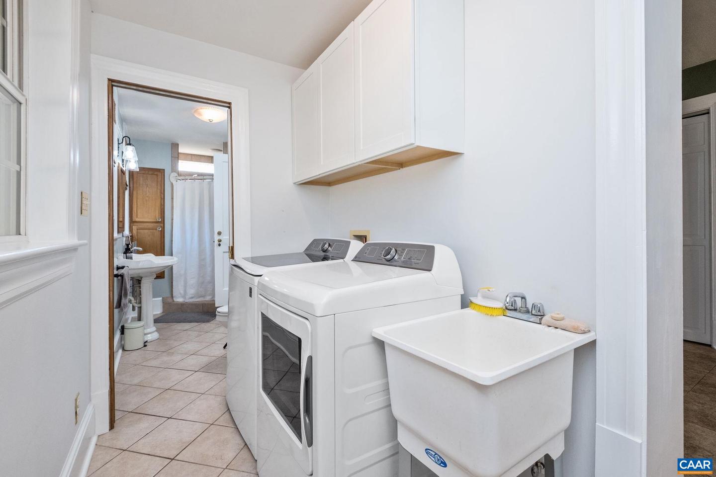 602 N MAIN ST, GORDONSVILLE, Virginia 22942, 3 Bedrooms Bedrooms, ,2 BathroomsBathrooms,Residential,For sale,602 N MAIN ST,672994 MLS # 672994