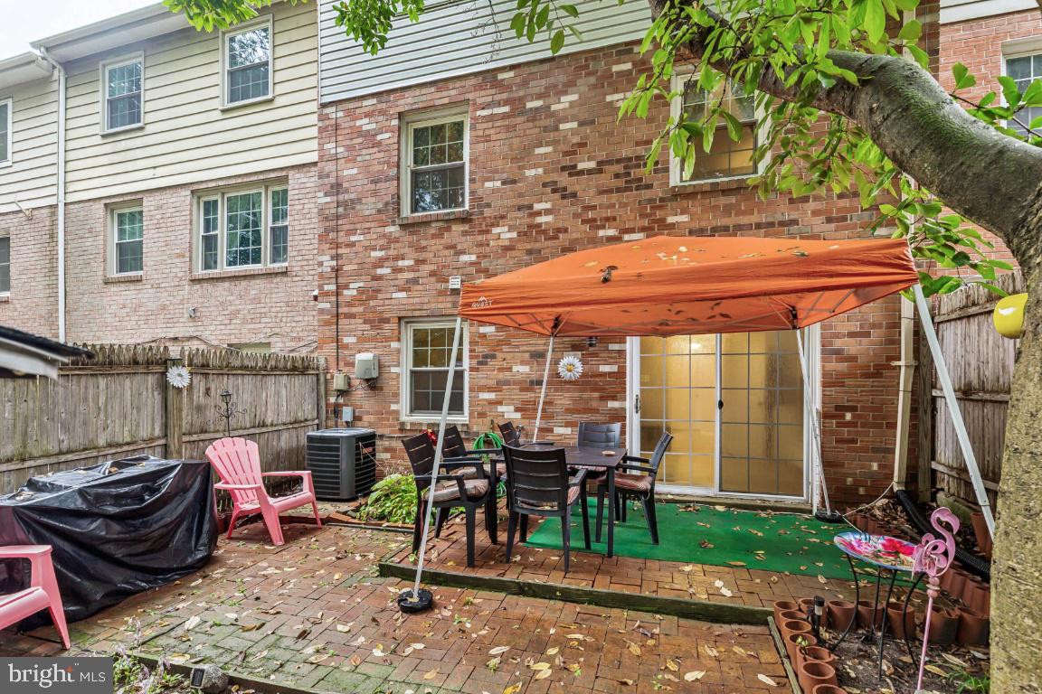 1427 ADMIRAL DR, WOODBRIDGE, Virginia 22192, 4 Bedrooms Bedrooms, ,3 BathroomsBathrooms,Residential,For sale,1427 ADMIRAL DR,VAPW2111816 MLS # VAPW2111816