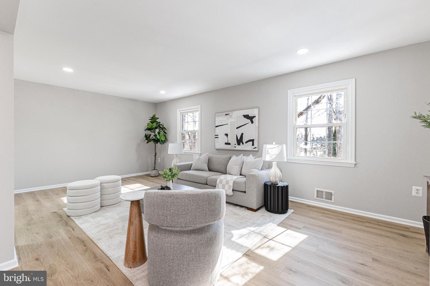 1427 ADMIRAL DR, WOODBRIDGE, Virginia 22192, 4 Bedrooms Bedrooms, ,3 BathroomsBathrooms,Residential,For sale,1427 ADMIRAL DR,VAPW2111816 MLS # VAPW2111816