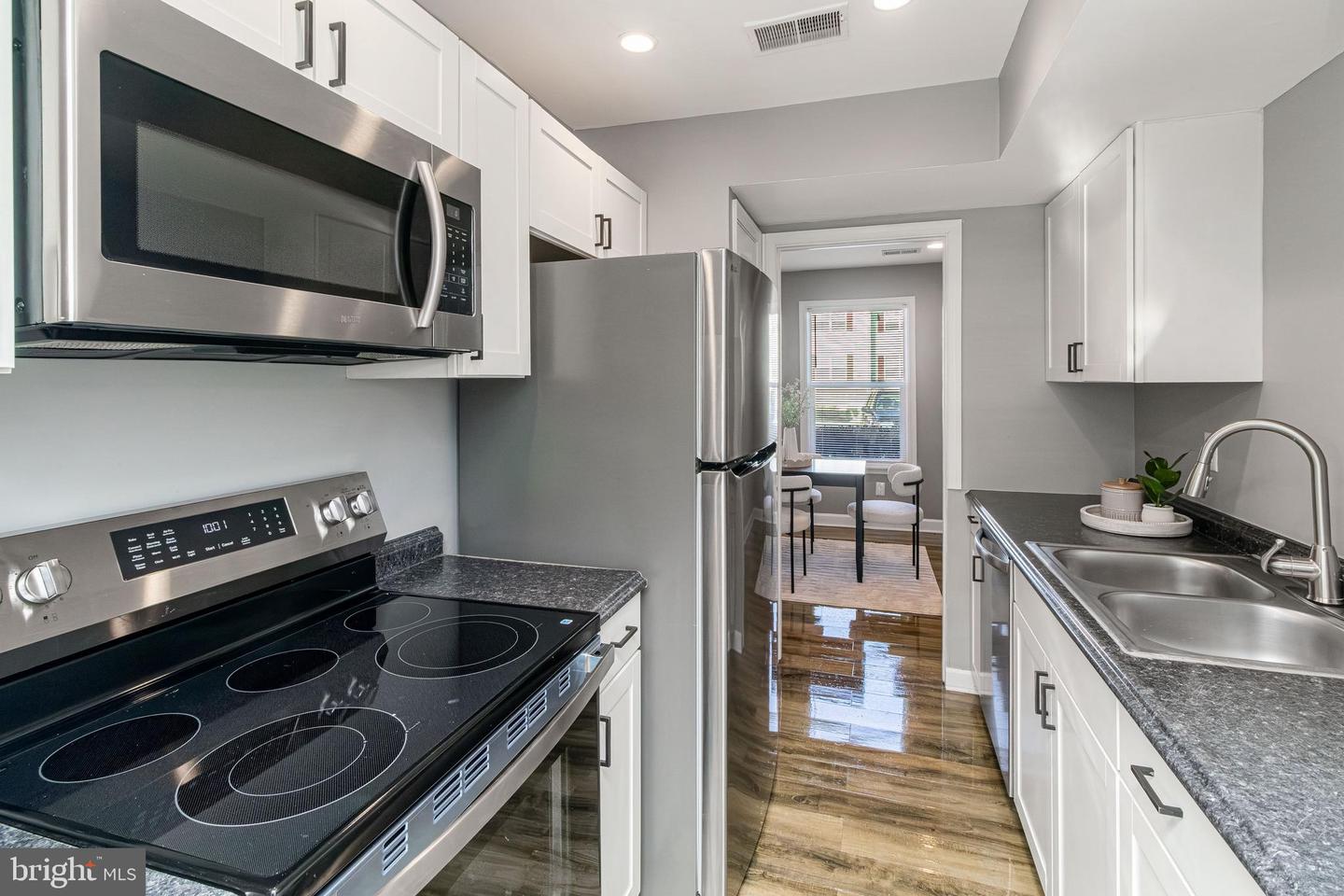 14758 TAMARACK PL, WOODBRIDGE, Virginia 22191, 3 Bedrooms Bedrooms, ,2 BathroomsBathrooms,Residential,For sale,14758 TAMARACK PL,VAPW2111822 MLS # VAPW2111822