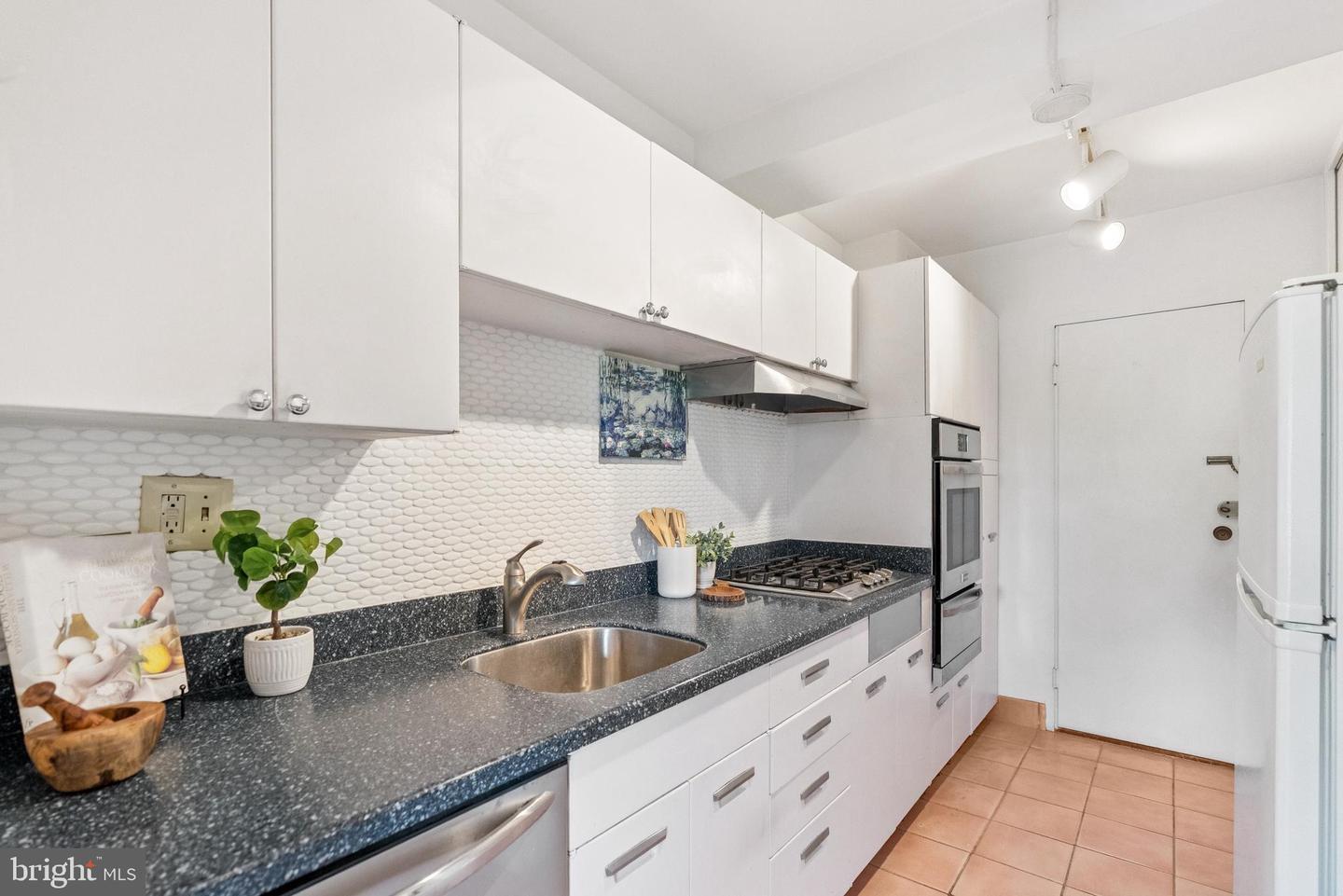 4201 CATHEDRAL AVE NW #808E, WASHINGTON, District Of Columbia 20016, 1 Bedroom Bedrooms, ,1 BathroomBathrooms,Residential,For sale,4201 CATHEDRAL AVE NW #808E,DCDC2244518 MLS # DCDC2244518