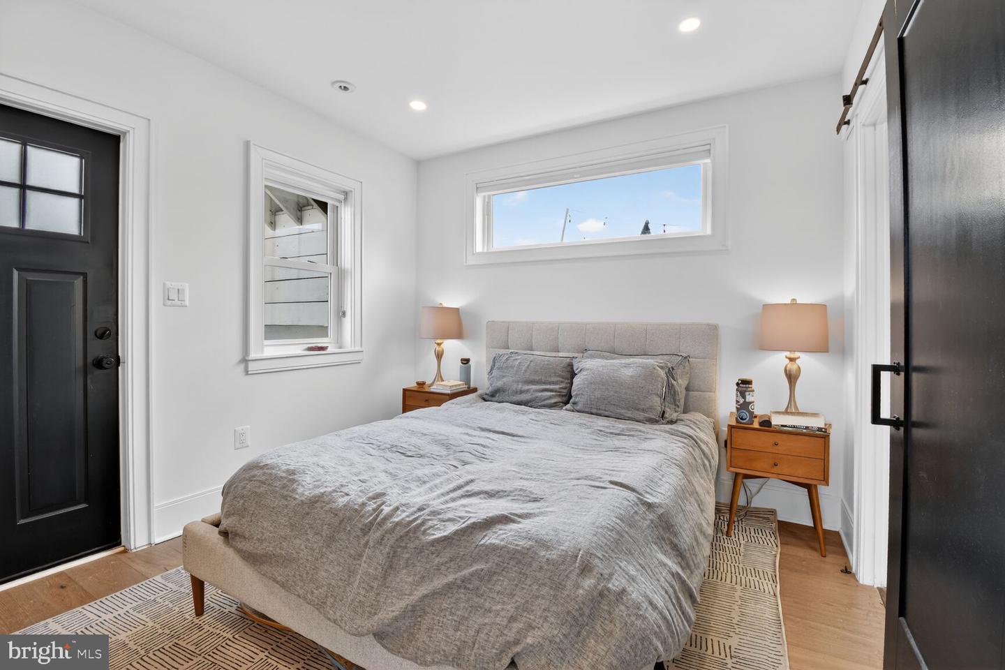 3317 16TH ST NW #4, WASHINGTON, District Of Columbia 20010, 2 Bedrooms Bedrooms, ,2 BathroomsBathrooms,Residential,For sale,3317 16TH ST NW #4,DCDC2244526 MLS # DCDC2244526