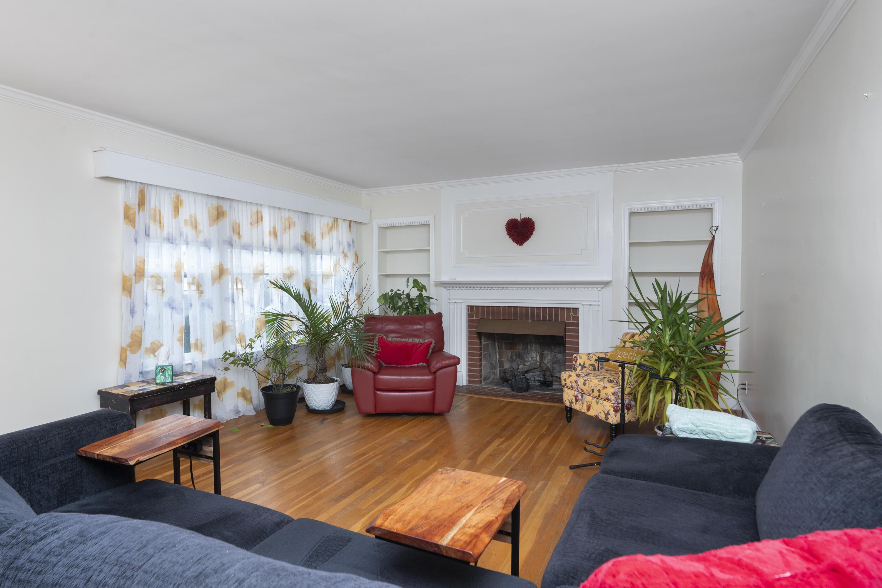 528 LOCUST AVE, WAYNESBORO, Virginia 22980, 4 Bedrooms Bedrooms, ,2 BathroomsBathrooms,Residential,528 LOCUST AVE,673033 MLS # 673033