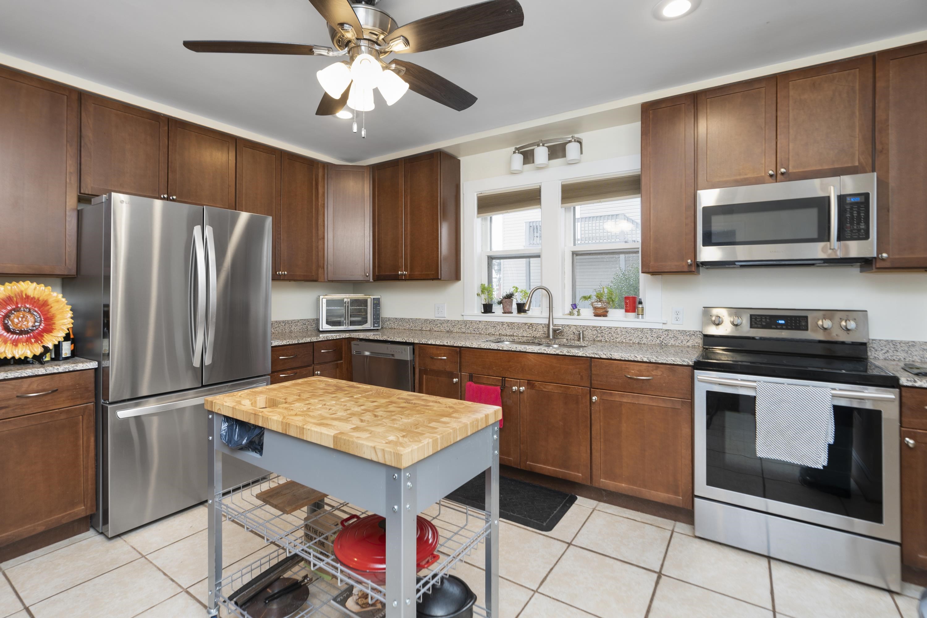 528 LOCUST AVE, WAYNESBORO, Virginia 22980, 4 Bedrooms Bedrooms, ,2 BathroomsBathrooms,Residential,528 LOCUST AVE,673033 MLS # 673033