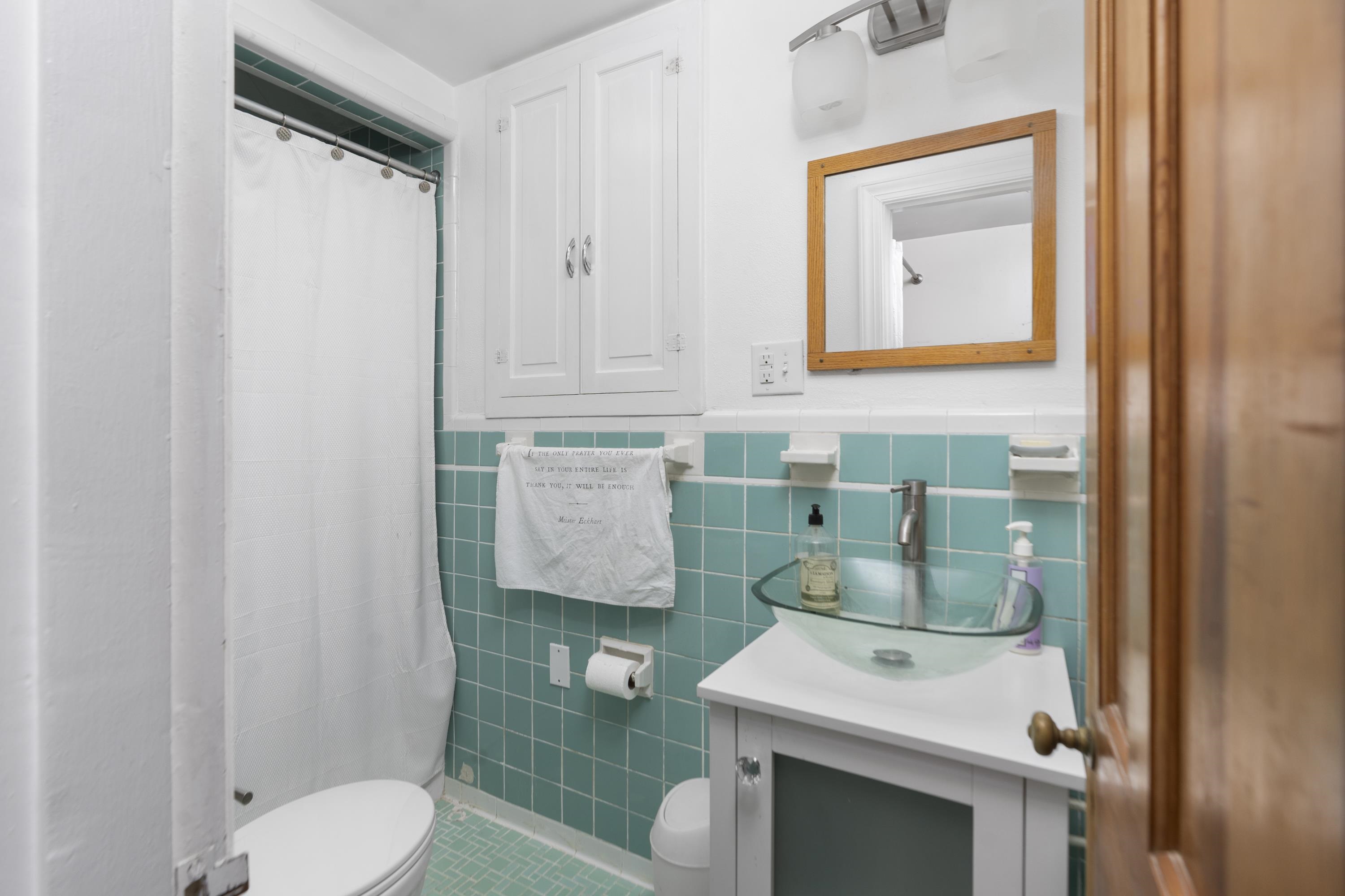 528 LOCUST AVE, WAYNESBORO, Virginia 22980, 4 Bedrooms Bedrooms, ,2 BathroomsBathrooms,Residential,528 LOCUST AVE,673033 MLS # 673033