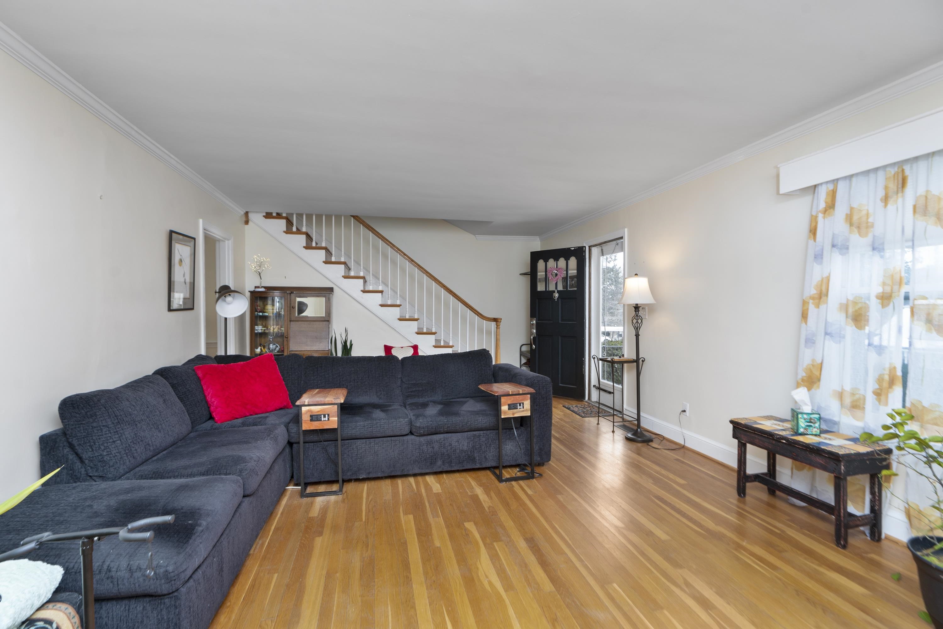 528 LOCUST AVE, WAYNESBORO, Virginia 22980, 4 Bedrooms Bedrooms, ,2 BathroomsBathrooms,Residential,528 LOCUST AVE,673033 MLS # 673033