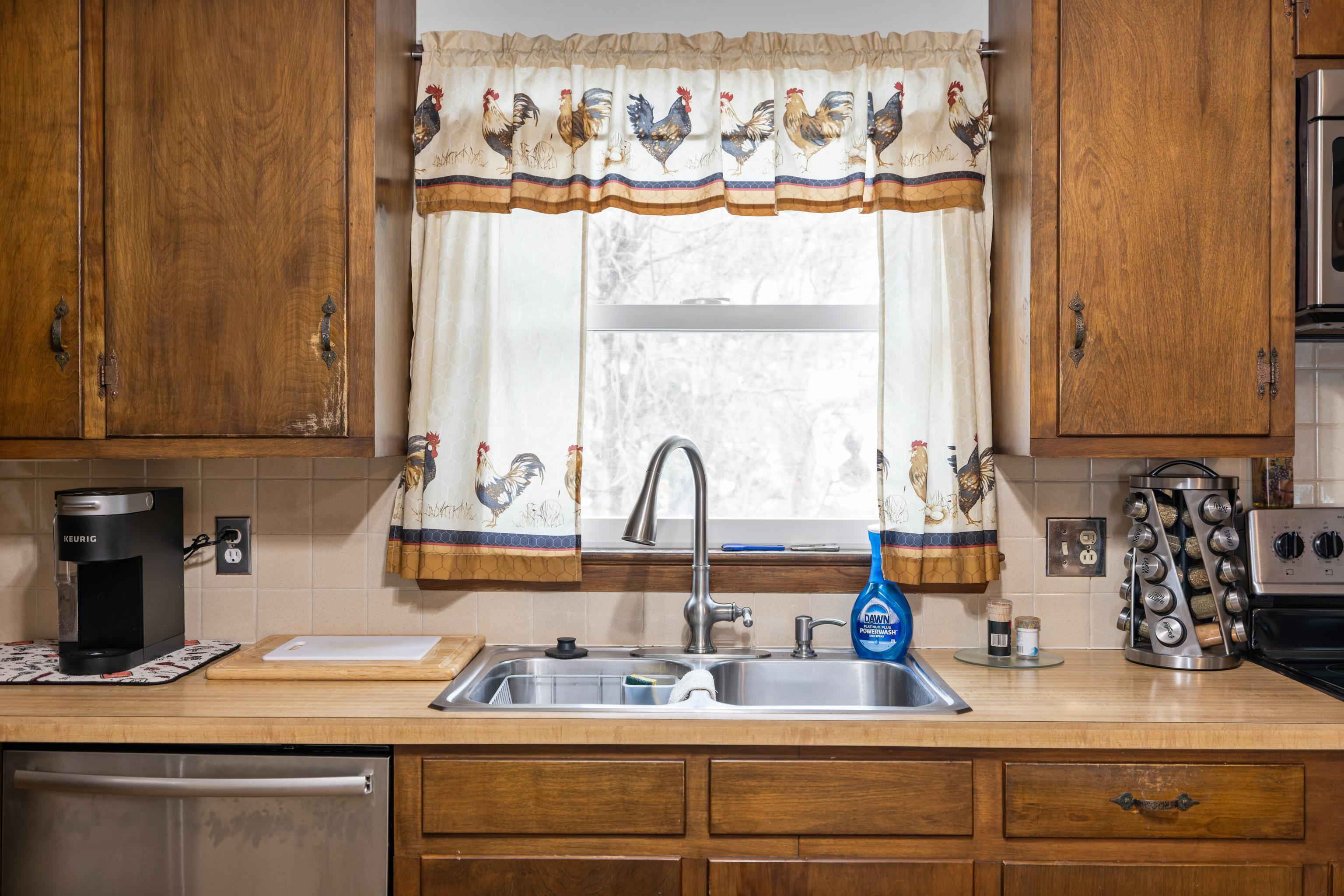 1034 LADD RD, WAYNESBORO, Virginia 22980, 3 Bedrooms Bedrooms, ,1 BathroomBathrooms,Residential,1034 LADD RD,673042 MLS # 673042