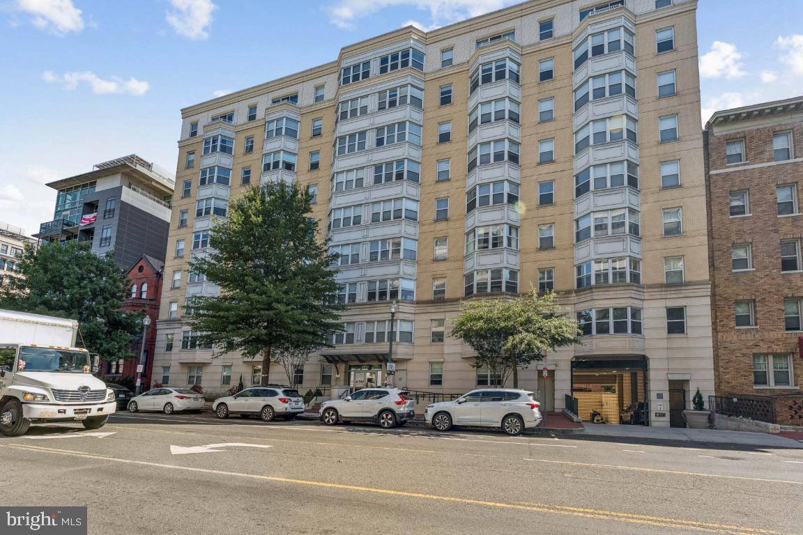 1111 11TH ST NW #408, WASHINGTON, District Of Columbia 20001, 2 Bedrooms Bedrooms, ,2 BathroomsBathrooms,Residential,For sale,1111 11TH ST NW #408,DCDC2225964 MLS # DCDC2225964
