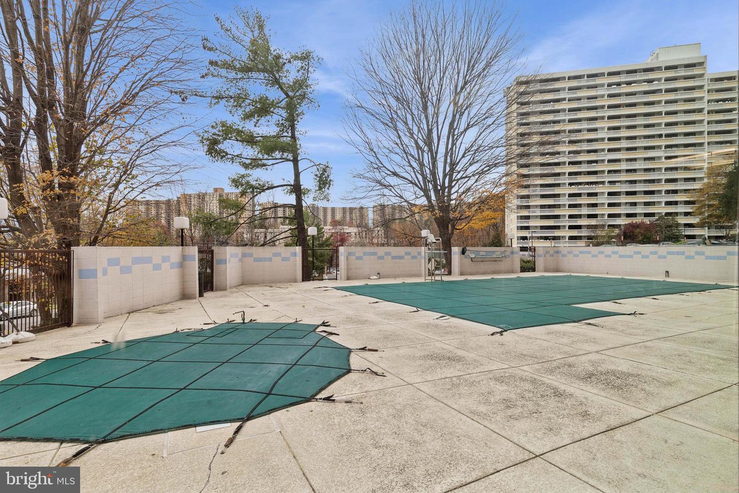 5911 EDSALL RD #801, ALEXANDRIA, Virginia 22304, 2 Bedrooms Bedrooms, ,2 BathroomsBathrooms,Residential,For sale,5911 EDSALL RD #801,VAAX2051842 MLS # VAAX2051842