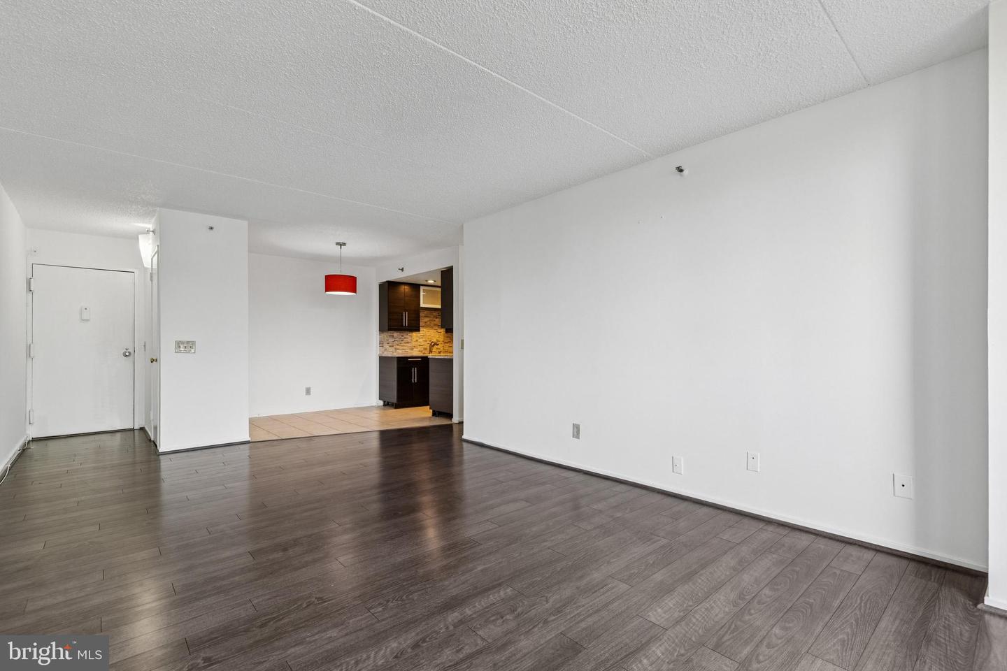 5911 EDSALL RD #801, ALEXANDRIA, Virginia 22304, 2 Bedrooms Bedrooms, ,2 BathroomsBathrooms,Residential,For sale,5911 EDSALL RD #801,VAAX2051842 MLS # VAAX2051842