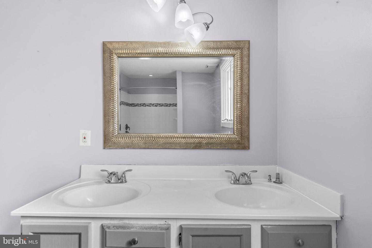 5557 REAGON CT, WOODBRIDGE, Virginia 22193, 4 Bedrooms Bedrooms, ,3 BathroomsBathrooms,Residential,For sale,5557 REAGON CT,VAPW2109844 MLS # VAPW2109844