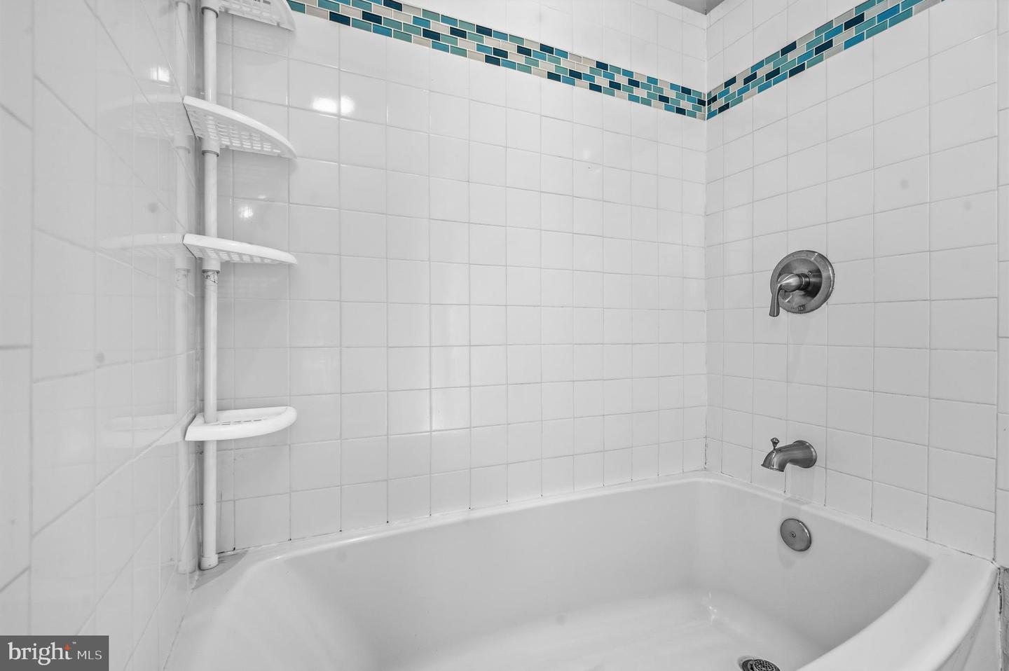 5557 REAGON CT, WOODBRIDGE, Virginia 22193, 4 Bedrooms Bedrooms, ,3 BathroomsBathrooms,Residential,For sale,5557 REAGON CT,VAPW2109844 MLS # VAPW2109844