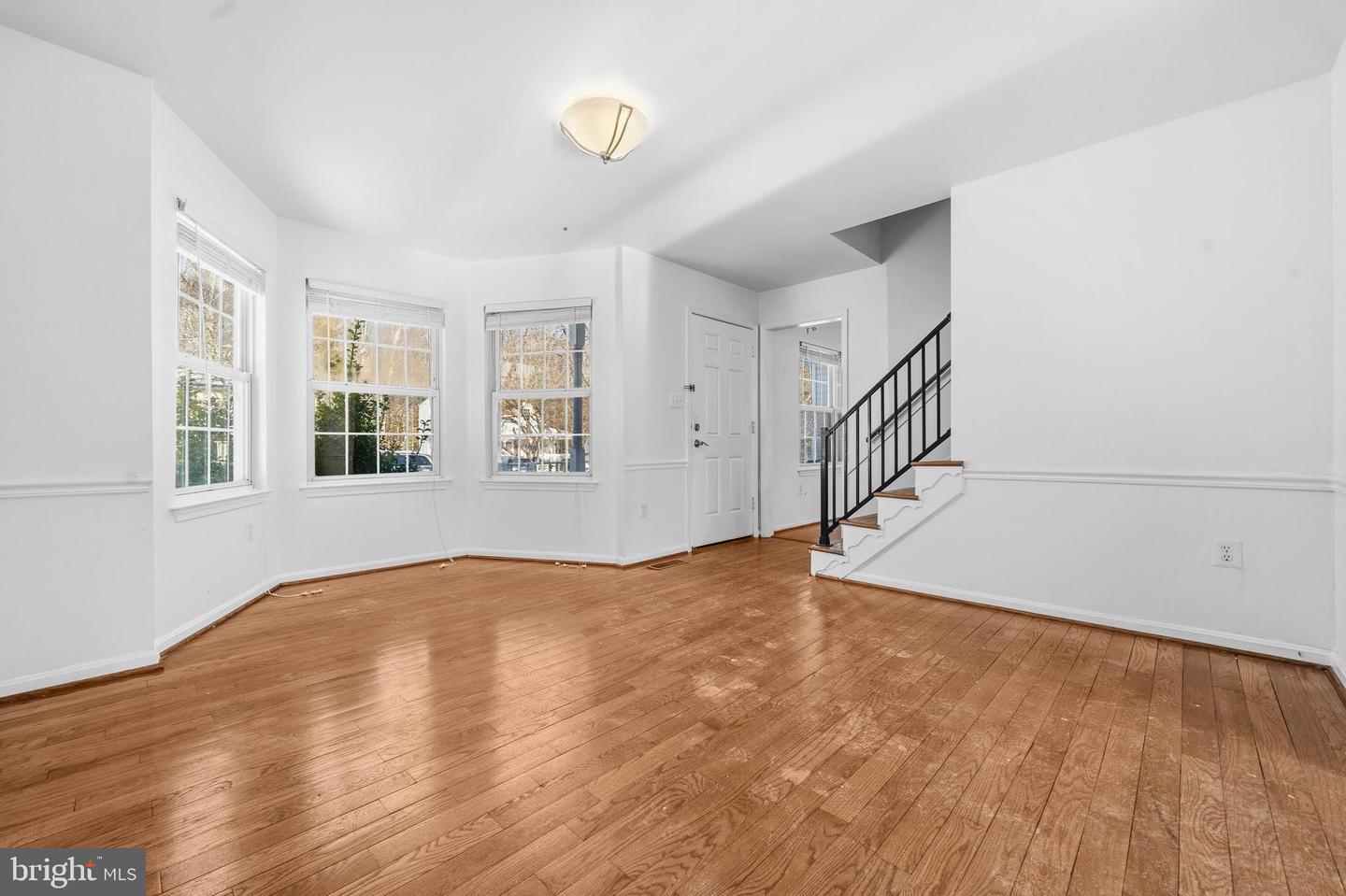 5557 REAGON CT, WOODBRIDGE, Virginia 22193, 4 Bedrooms Bedrooms, ,3 BathroomsBathrooms,Residential,For sale,5557 REAGON CT,VAPW2109844 MLS # VAPW2109844