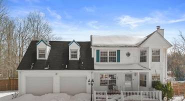 5557 REAGON CT, WOODBRIDGE, Virginia 22193, 4 Bedrooms Bedrooms, ,3 BathroomsBathrooms,Residential,For sale,5557 REAGON CT,VAPW2109844 MLS # VAPW2109844