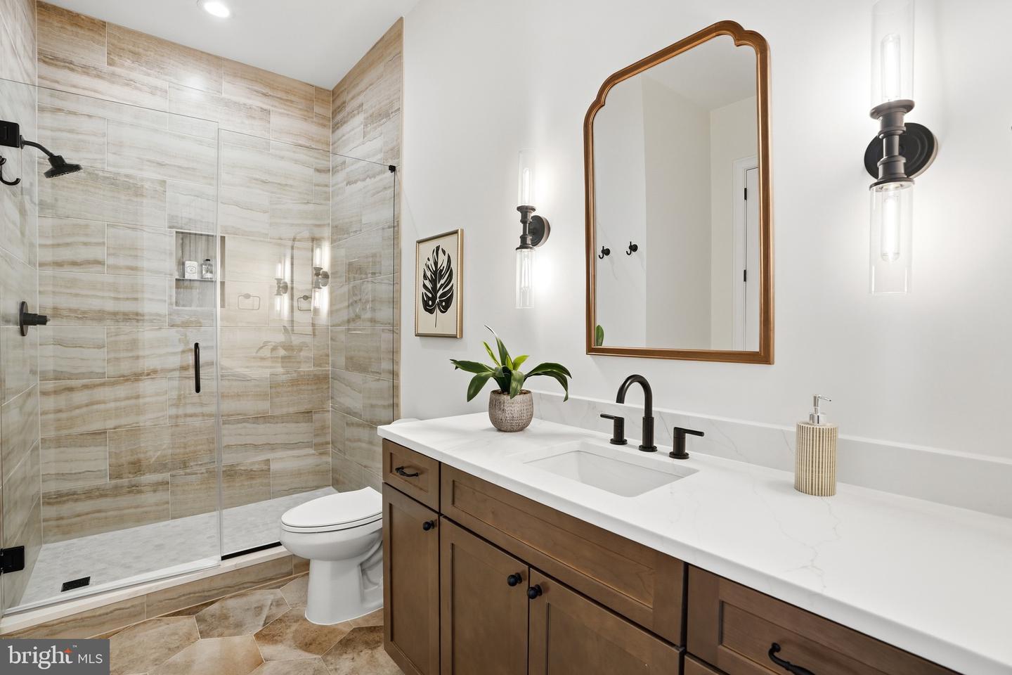 6512 WILLIAMSBURG BLVD, ARLINGTON, Virginia 22213, 6 Bedrooms Bedrooms, ,5 BathroomsBathrooms,Residential,For sale,6512 WILLIAMSBURG BLVD,VAAR2067378 MLS # VAAR2067378