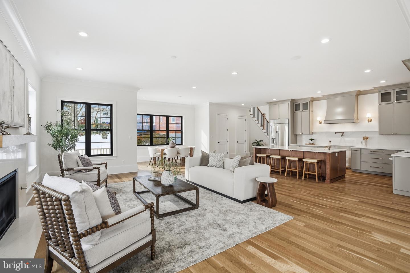 6512 WILLIAMSBURG BLVD, ARLINGTON, Virginia 22213, 6 Bedrooms Bedrooms, ,5 BathroomsBathrooms,Residential,For sale,6512 WILLIAMSBURG BLVD,VAAR2067378 MLS # VAAR2067378