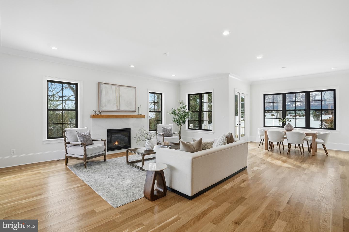 6512 WILLIAMSBURG BLVD, ARLINGTON, Virginia 22213, 6 Bedrooms Bedrooms, ,5 BathroomsBathrooms,Residential,For sale,6512 WILLIAMSBURG BLVD,VAAR2067378 MLS # VAAR2067378