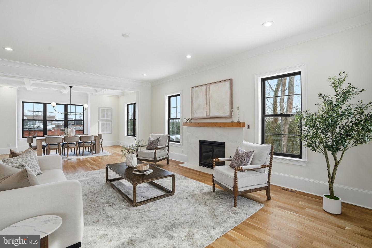 6512 WILLIAMSBURG BLVD, ARLINGTON, Virginia 22213, 6 Bedrooms Bedrooms, ,5 BathroomsBathrooms,Residential,For sale,6512 WILLIAMSBURG BLVD,VAAR2067378 MLS # VAAR2067378