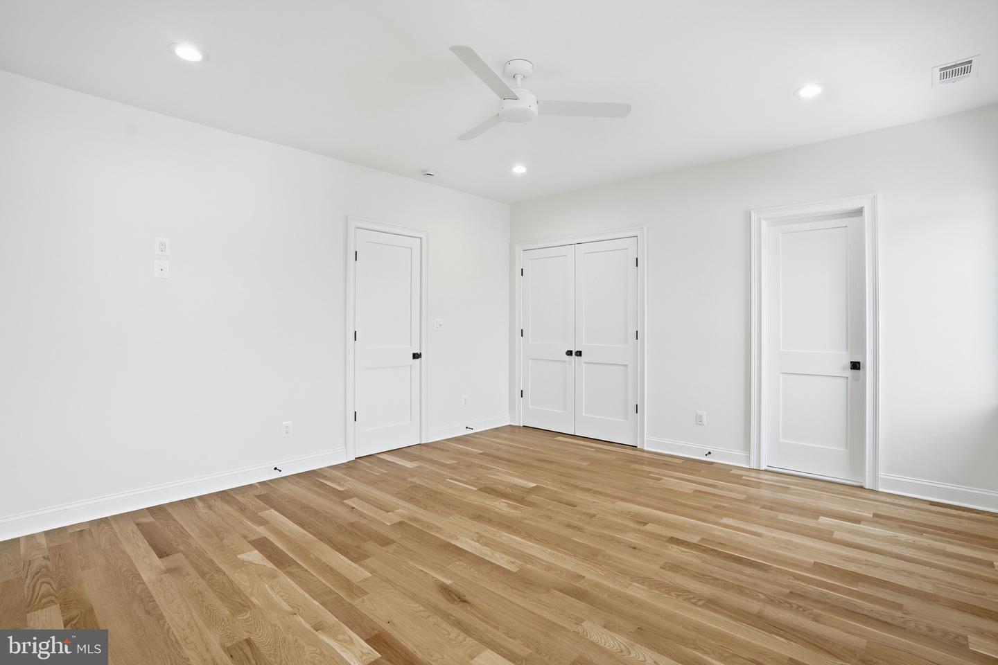 6512 WILLIAMSBURG BLVD, ARLINGTON, Virginia 22213, 6 Bedrooms Bedrooms, ,5 BathroomsBathrooms,Residential,For sale,6512 WILLIAMSBURG BLVD,VAAR2067378 MLS # VAAR2067378