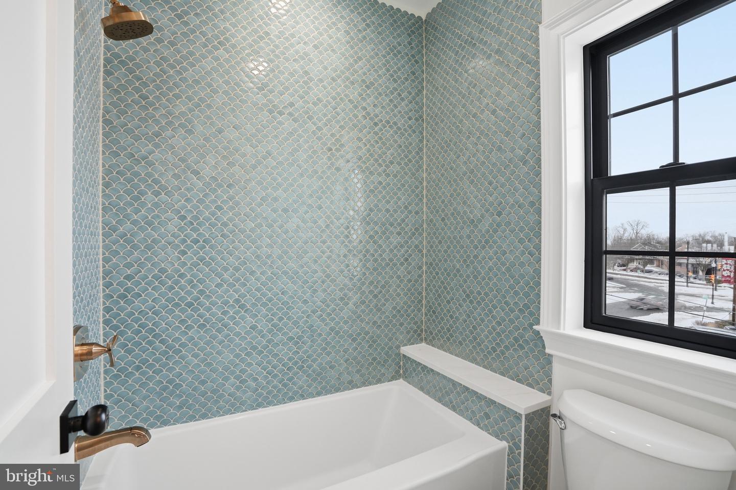 6512 WILLIAMSBURG BLVD, ARLINGTON, Virginia 22213, 6 Bedrooms Bedrooms, ,5 BathroomsBathrooms,Residential,For sale,6512 WILLIAMSBURG BLVD,VAAR2067378 MLS # VAAR2067378