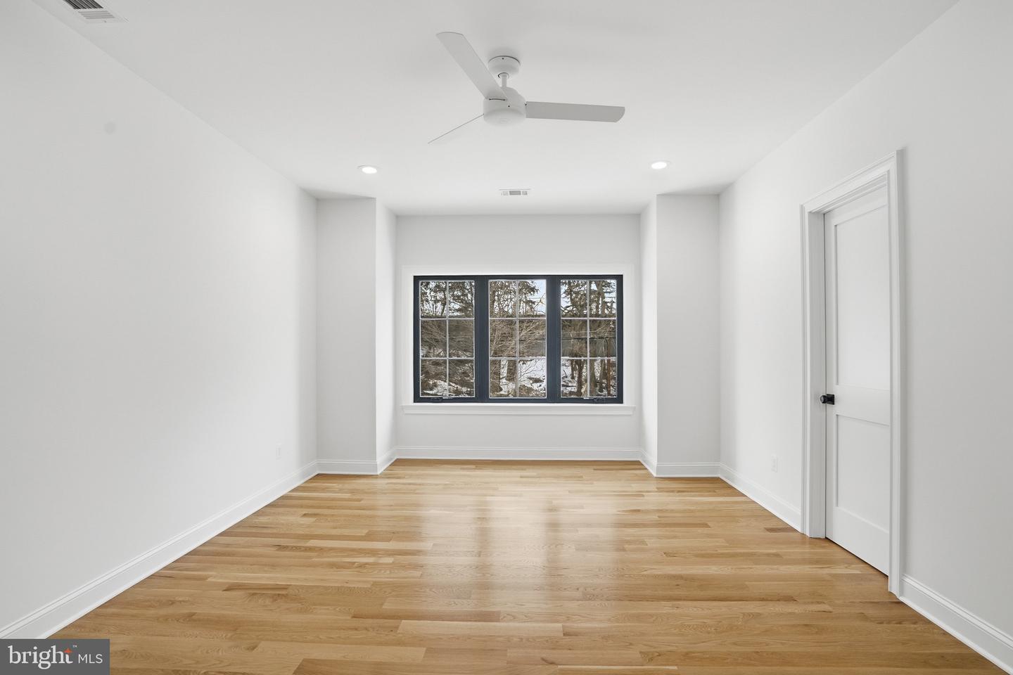 6512 WILLIAMSBURG BLVD, ARLINGTON, Virginia 22213, 6 Bedrooms Bedrooms, ,5 BathroomsBathrooms,Residential,For sale,6512 WILLIAMSBURG BLVD,VAAR2067378 MLS # VAAR2067378