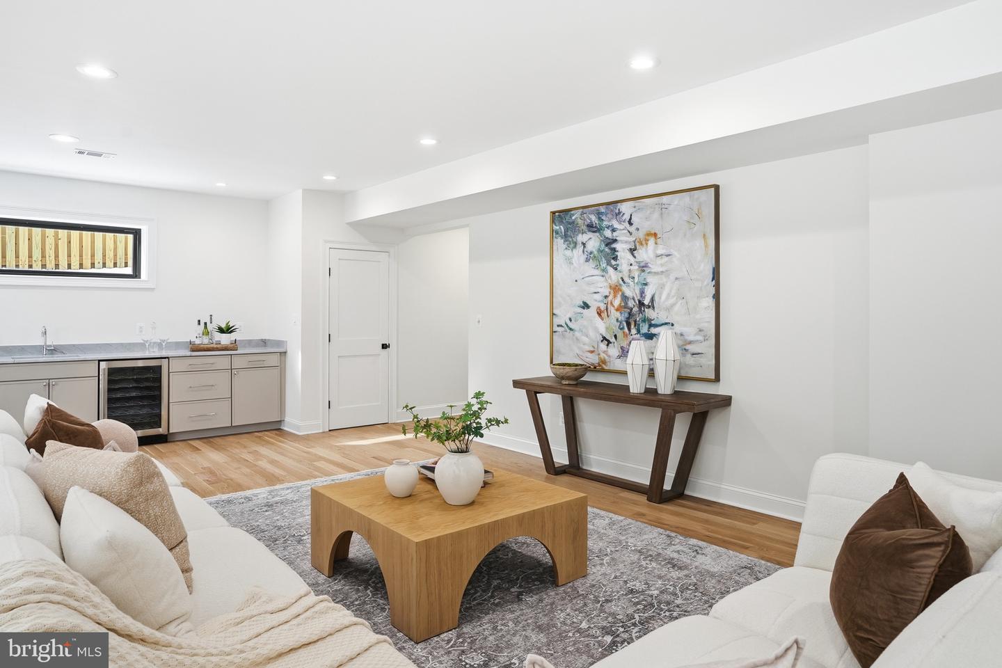 6512 WILLIAMSBURG BLVD, ARLINGTON, Virginia 22213, 6 Bedrooms Bedrooms, ,5 BathroomsBathrooms,Residential,For sale,6512 WILLIAMSBURG BLVD,VAAR2067378 MLS # VAAR2067378