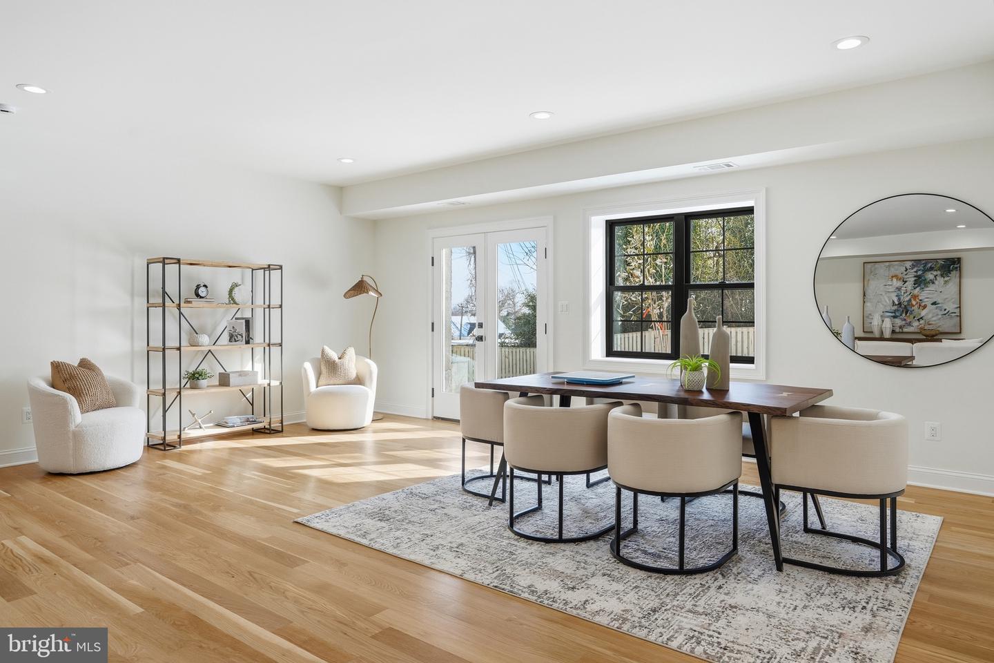 6512 WILLIAMSBURG BLVD, ARLINGTON, Virginia 22213, 6 Bedrooms Bedrooms, ,5 BathroomsBathrooms,Residential,For sale,6512 WILLIAMSBURG BLVD,VAAR2067378 MLS # VAAR2067378