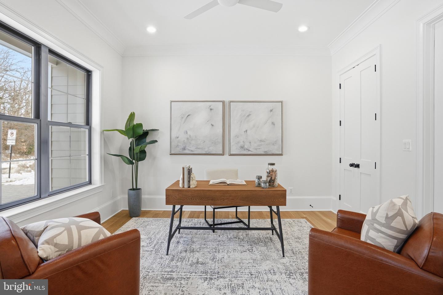 6512 WILLIAMSBURG BLVD, ARLINGTON, Virginia 22213, 6 Bedrooms Bedrooms, ,5 BathroomsBathrooms,Residential,For sale,6512 WILLIAMSBURG BLVD,VAAR2067378 MLS # VAAR2067378