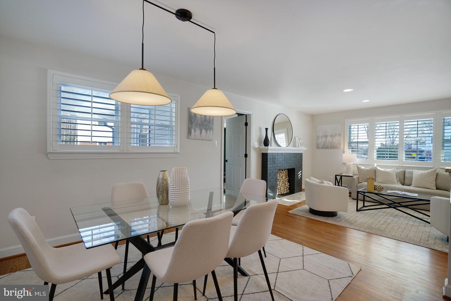 6726 BOSTWICK DR, SPRINGFIELD, Virginia 22151, 4 Bedrooms Bedrooms, ,2 BathroomsBathrooms,Residential,For sale,6726 BOSTWICK DR,VAFX2284776 MLS # VAFX2284776