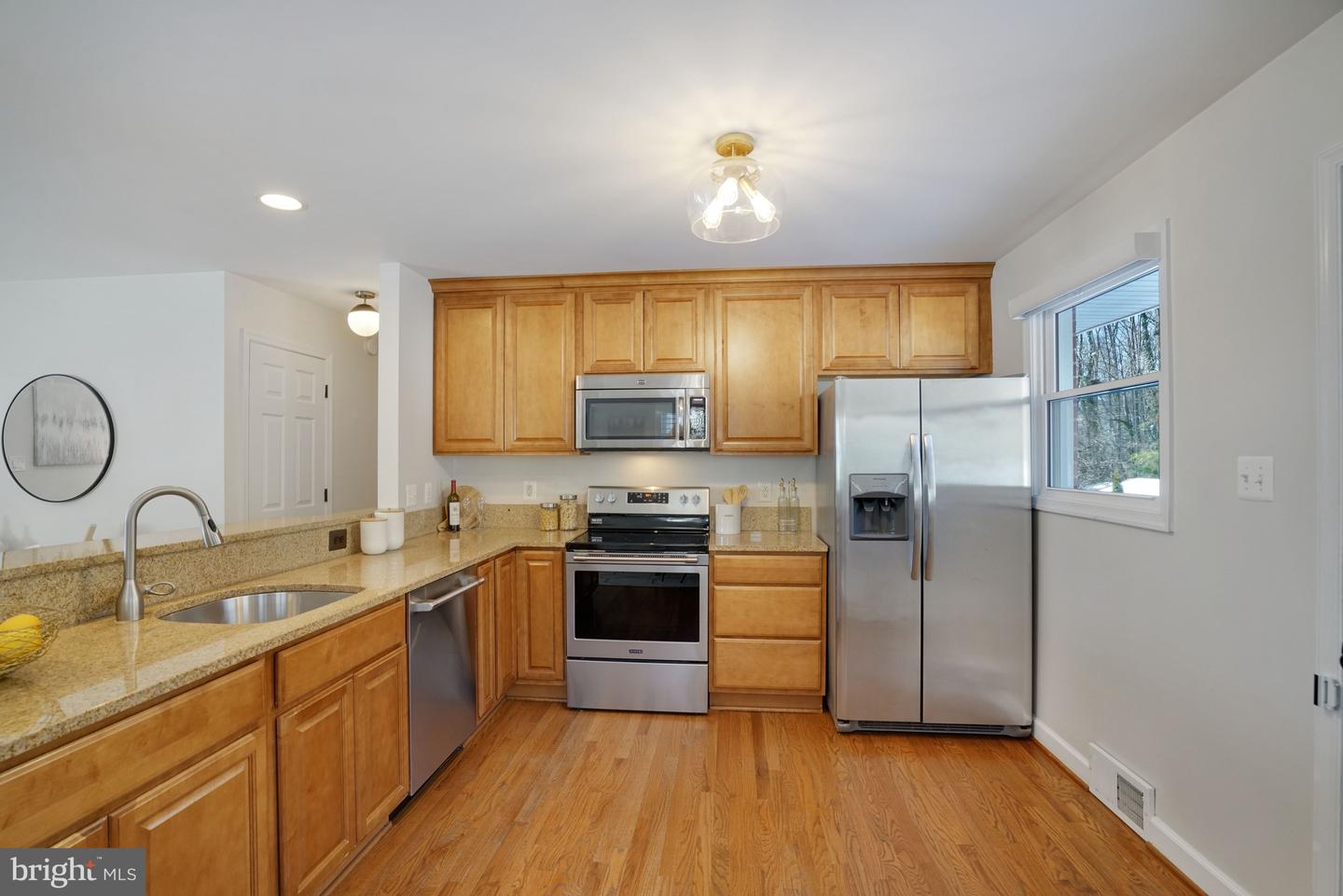 6726 BOSTWICK DR, SPRINGFIELD, Virginia 22151, 4 Bedrooms Bedrooms, ,2 BathroomsBathrooms,Residential,For sale,6726 BOSTWICK DR,VAFX2284776 MLS # VAFX2284776