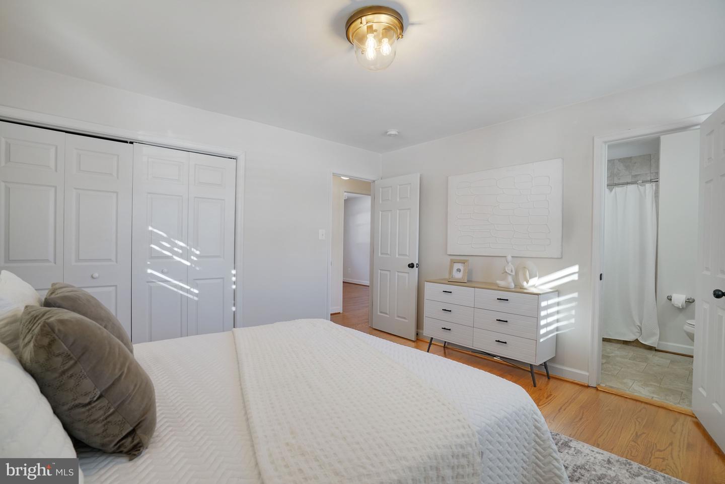 6726 BOSTWICK DR, SPRINGFIELD, Virginia 22151, 4 Bedrooms Bedrooms, ,2 BathroomsBathrooms,Residential,For sale,6726 BOSTWICK DR,VAFX2284776 MLS # VAFX2284776