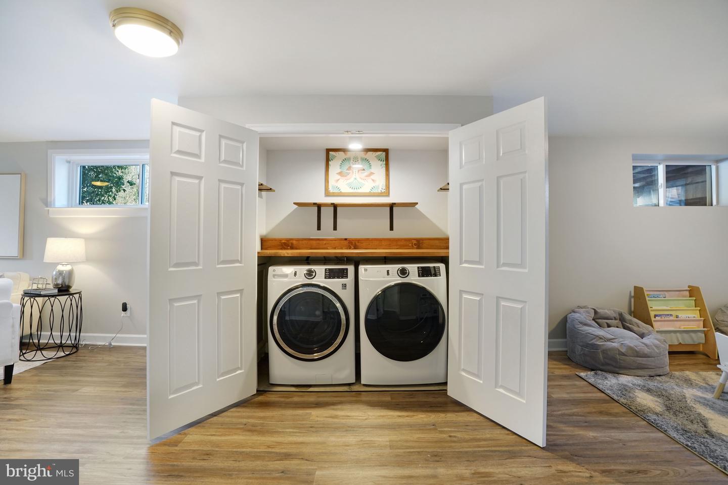 6726 BOSTWICK DR, SPRINGFIELD, Virginia 22151, 4 Bedrooms Bedrooms, ,2 BathroomsBathrooms,Residential,For sale,6726 BOSTWICK DR,VAFX2284776 MLS # VAFX2284776