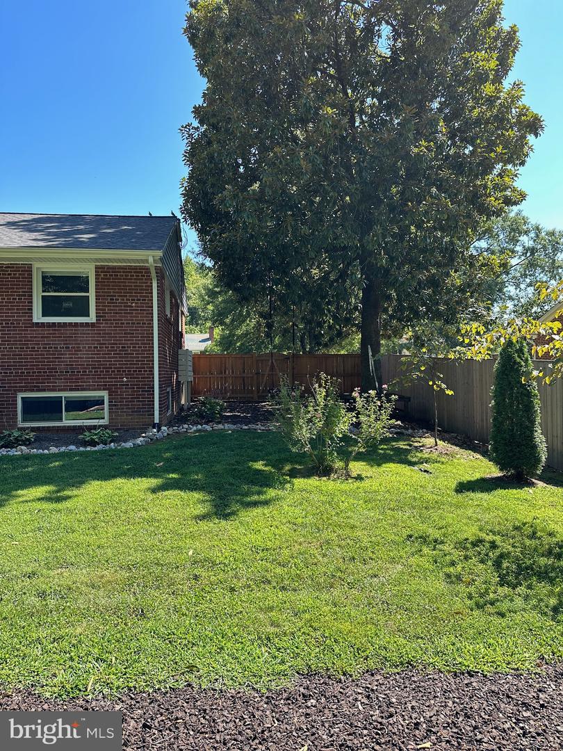 6726 BOSTWICK DR, SPRINGFIELD, Virginia 22151, 4 Bedrooms Bedrooms, ,2 BathroomsBathrooms,Residential,For sale,6726 BOSTWICK DR,VAFX2284776 MLS # VAFX2284776