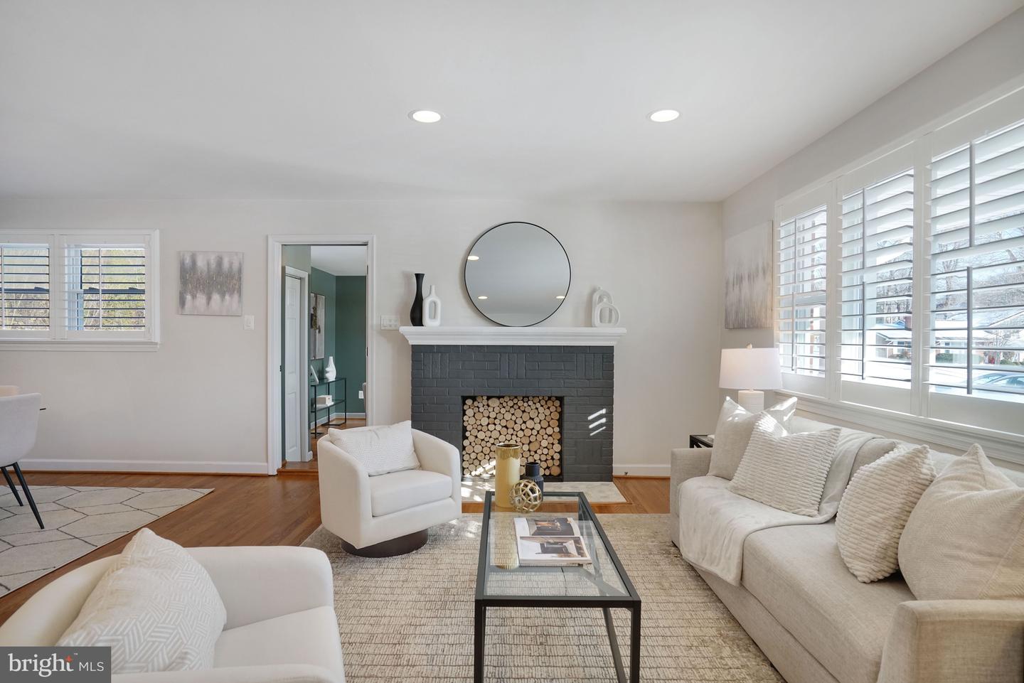 6726 BOSTWICK DR, SPRINGFIELD, Virginia 22151, 4 Bedrooms Bedrooms, ,2 BathroomsBathrooms,Residential,For sale,6726 BOSTWICK DR,VAFX2284776 MLS # VAFX2284776