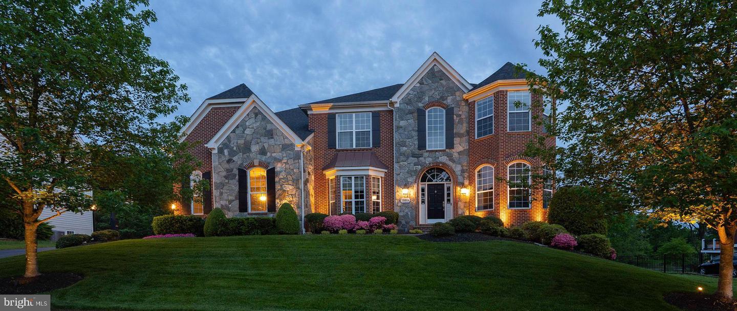 25604 TWELVE CEDARS CT, CHANTILLY, Virginia 20152, 5 Bedrooms Bedrooms, 19 Rooms Rooms,4 BathroomsBathrooms,Residential,For sale,25604 TWELVE CEDARS CT,VALO2113814 MLS # VALO2113814