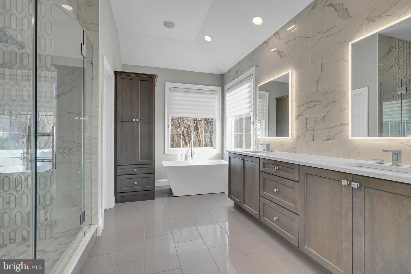 25604 TWELVE CEDARS CT, CHANTILLY, Virginia 20152, 5 Bedrooms Bedrooms, 19 Rooms Rooms,4 BathroomsBathrooms,Residential,For sale,25604 TWELVE CEDARS CT,VALO2113814 MLS # VALO2113814