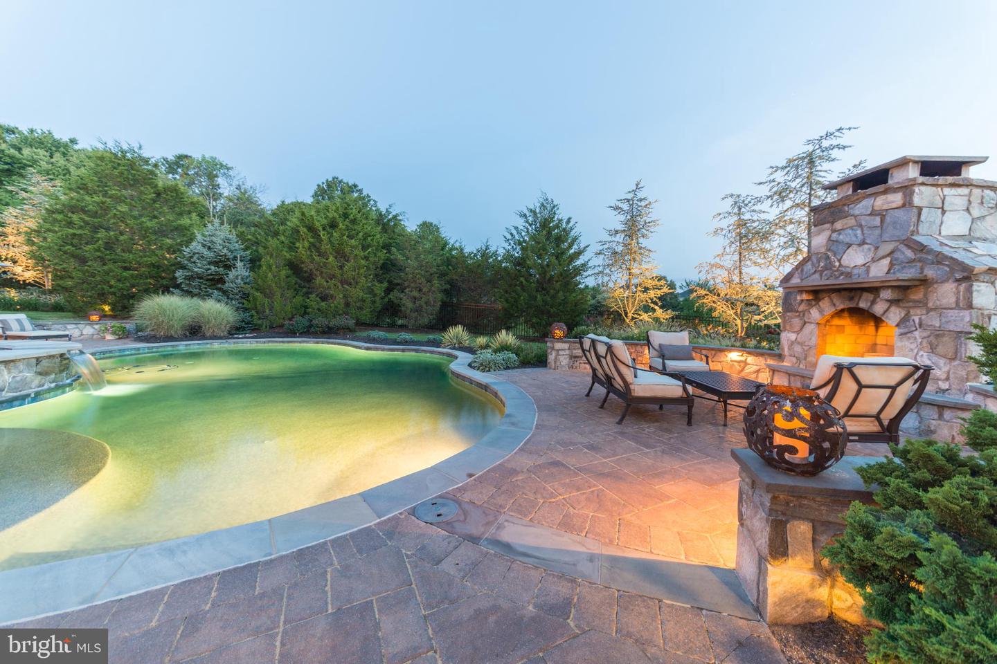 25604 TWELVE CEDARS CT, CHANTILLY, Virginia 20152, 5 Bedrooms Bedrooms, 19 Rooms Rooms,4 BathroomsBathrooms,Residential,For sale,25604 TWELVE CEDARS CT,VALO2113814 MLS # VALO2113814