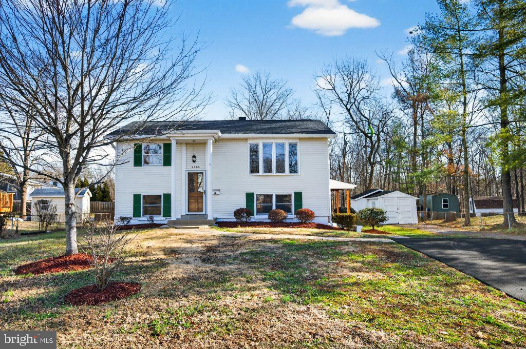 9503 DAMASCUS DR, MANASSAS, Virginia 20109, 4 Bedrooms Bedrooms, ,2 BathroomsBathrooms,Residential,For sale,9503 DAMASCUS DR,VAPW2110434 MLS # VAPW2110434