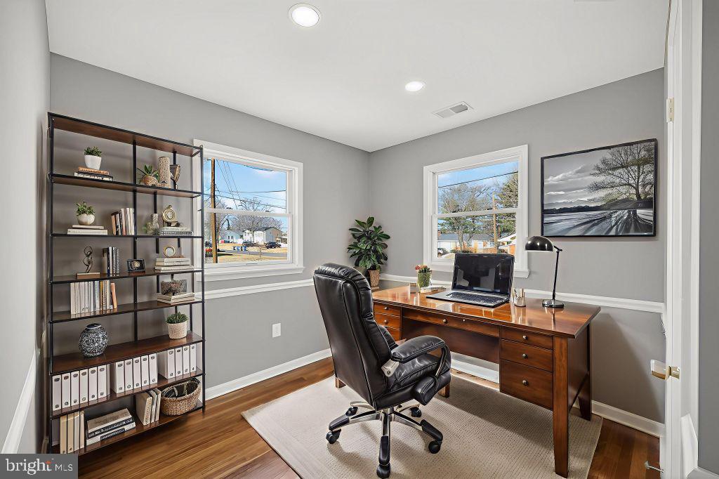 9503 DAMASCUS DR, MANASSAS, Virginia 20109, 4 Bedrooms Bedrooms, ,2 BathroomsBathrooms,Residential,For sale,9503 DAMASCUS DR,VAPW2110434 MLS # VAPW2110434